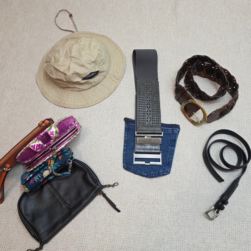 Mixed Accessories Lot Columbia Hat Rolfs Belt Vera Bradley Bags Denim Pouch 8pc - Picture 6 of 11